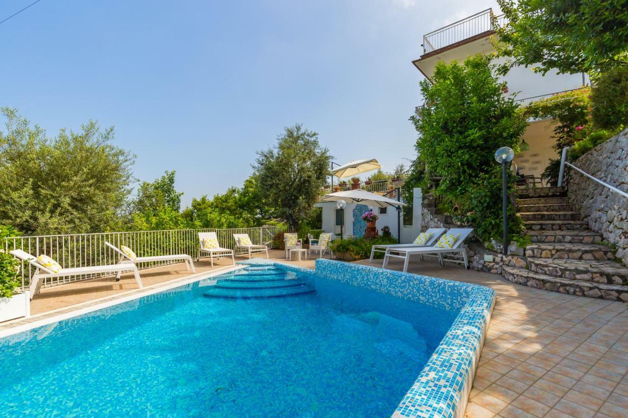 Villa Sorrento Flats Exterior foto