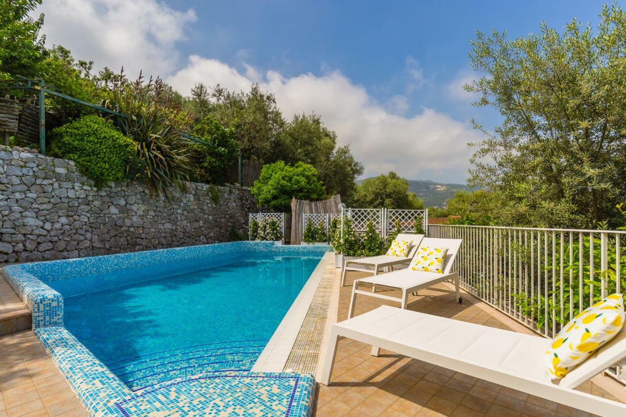 Villa Sorrento Flats Exterior foto